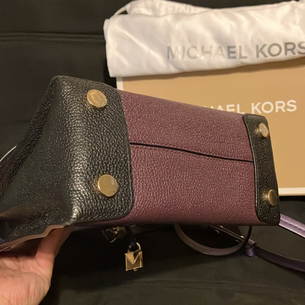 Michael Kors bag - Picture 15 of 17